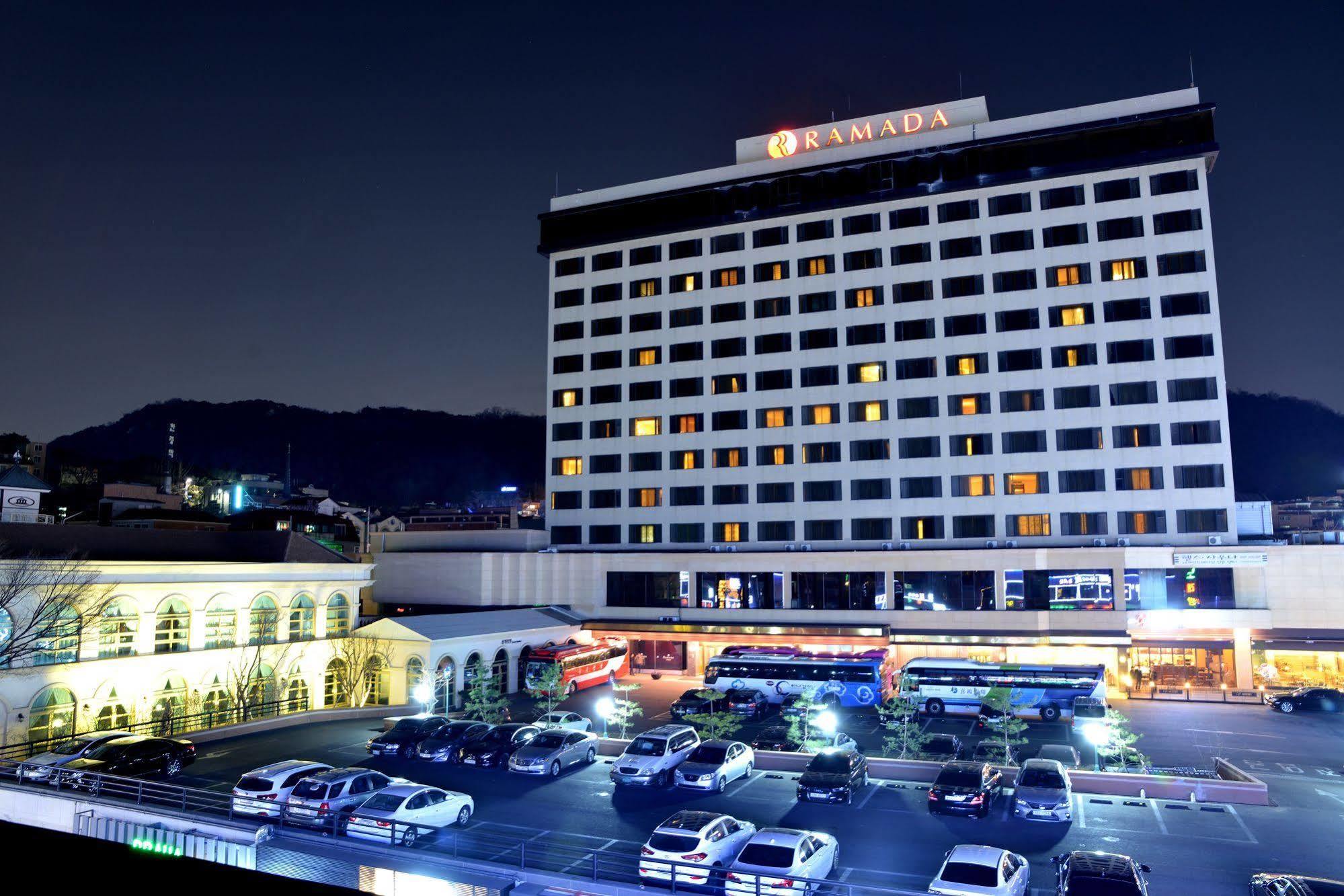 Ramada By Wyndham Songdo Hotel Incheon Exterior photo